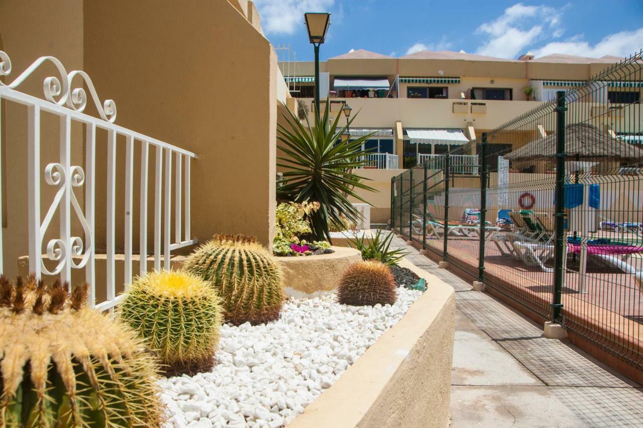 Holiday In Mareverde Costa Adeje  Exterior photo